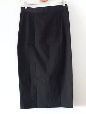 LIVIANA CONTI black stretch pencil skirt with slit